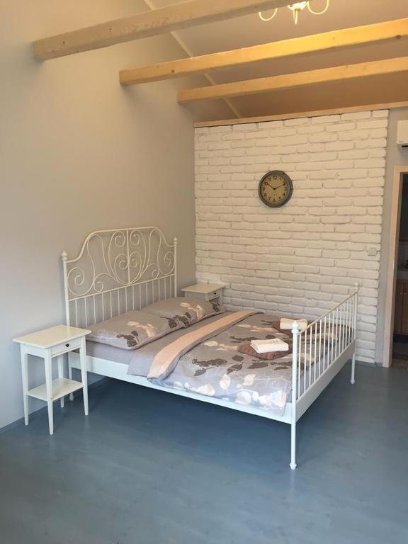 La Bobul Apartments Drnholec Eksteriør billede